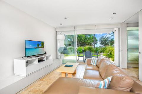 Unit 3 Plantation Rainbow Beach Air Conditioned Pool & Outdoor Spa Plantation Resort - Darwin Holiday 4