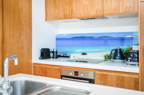 Unit 6 Plantation Rainbow Beach Plantation Resort Ground Floor Aircon Pool Spa - Darwin Holiday 4