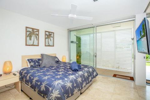 Unit 6 Plantation Rainbow Beach Plantation Resort Ground Floor Aircon Pool Spa - Darwin Holiday 1
