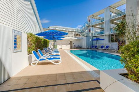 Unit 207 Plantation Rainbow Beach Ocean Facing Plantation Resort Unit Incredible Views Top Floor - Darwin Holiday 3