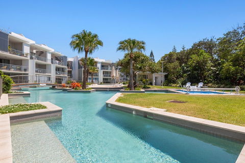 Swim Up Drift Apartment 12 South - Darwin Holiday 3