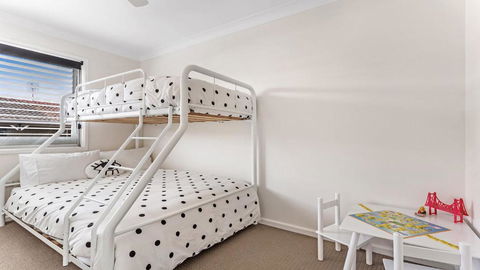 Sounds Of Sunshine Whole House - Darwin Holiday 1