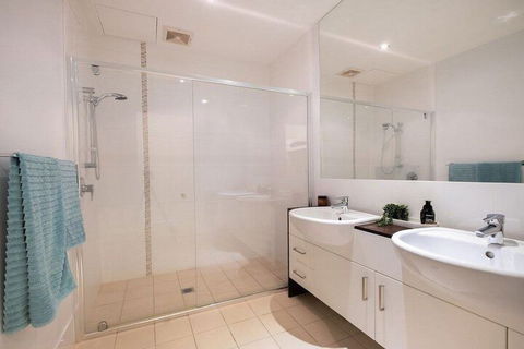 Rooftop Drift Apartment 29 - Darwin Holiday 4