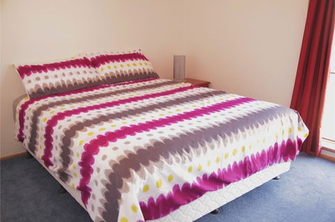 Soldiers Point Road 50 - Darwin Holiday 3