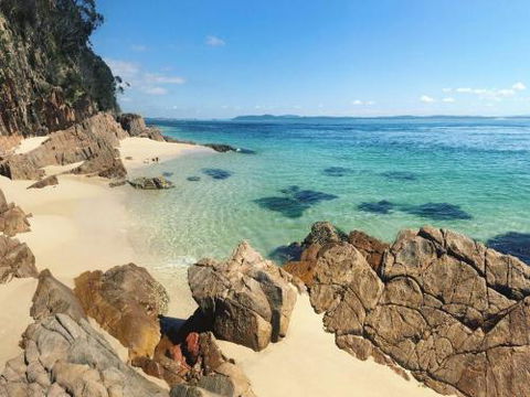 4 Cottage Court 6 10 Weatherly Cl Shoal Bay & Little Beach At Your Fingertips - Darwin Holiday 1