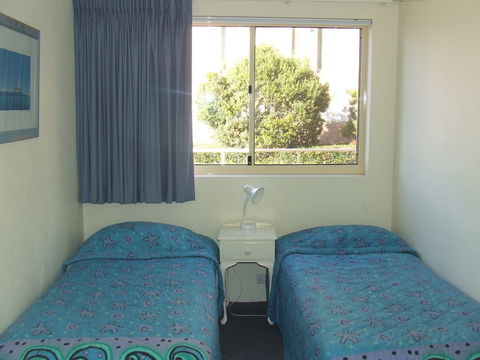 South Pacific Unit 2 / 13 15 Shoal Bay Road - Darwin Holiday 5