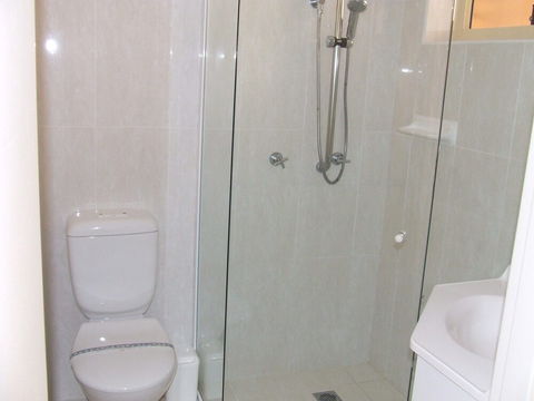 South Pacific Unit 2 / 13 15 Shoal Bay Road - Darwin Holiday 6