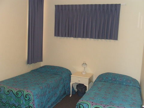 South Pacific Unit 2 / 13 15 Shoal Bay Road - Darwin Holiday 2