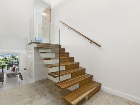 Exquisite Penthouse With Views To Laguna Bay Unit 3 Taralla 18 Edgar Bennett Avenue - Darwin Holiday 6