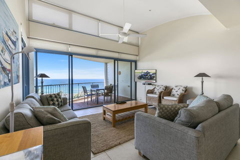 Stunning Top Floor Sunshine Beach Getaway! Unit 7 Vista Pacific 12 Bryan Street - Darwin Holiday 4