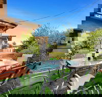 The Gazebo Place - Spacious 4 Bedroom near Murray River - Darwin Holiday