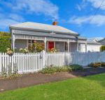 Red Door at Wishart - Darwin Holiday