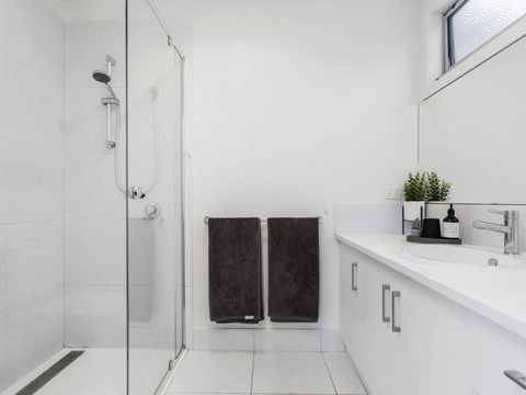 YOU ME & THE SEA BLAIRGOWRIE - Darwin Holiday 2