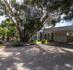 YOU ME  THE SEA BLAIRGOWRIE - Darwin Holiday