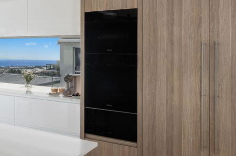 Sea La Vie #2 Luxury Apartment In Coffs Harbour Jetty With Pool Views & Walking Distance To The Beach! - Darwin Holiday 3