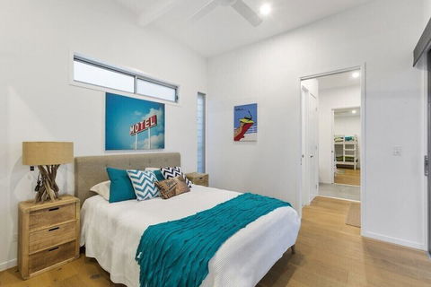 Sea Gem On Eclipse - Darwin Holiday 5