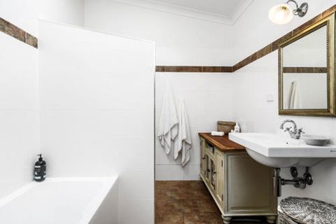 Your Luxury Escape Bhadra Farmhouse - Darwin Holiday 5