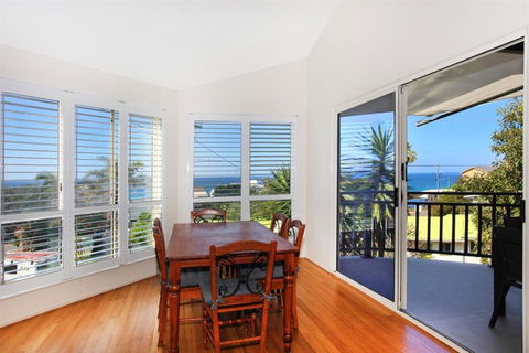 10 Barra Crescent Coolum Beach 500 BOND WIFI Walking Distance To Beach - Darwin Holiday 4