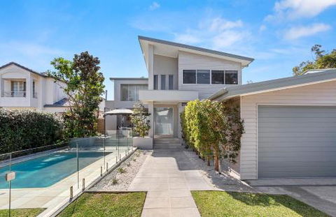 Paradise Beach House Waterfront With Heated Pool - Darwin Holiday 2