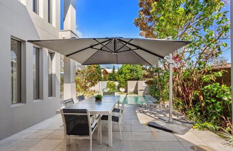 Paradise Beach House Waterfront With Heated Pool - Darwin Holiday 6