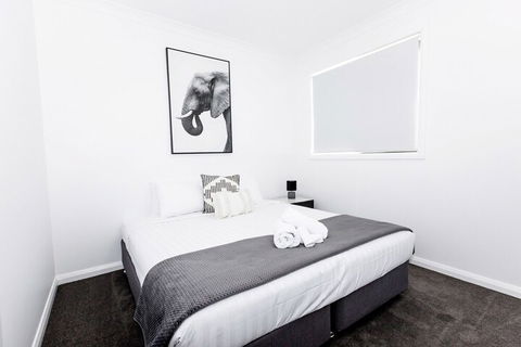 Two Ten Luxury CBD Accommodation - Darwin Holiday 3