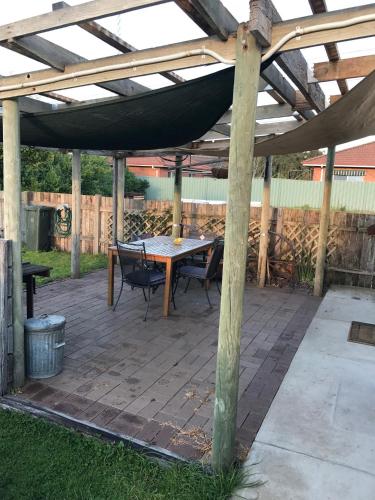 Stable Cottage - Darwin Holiday 3