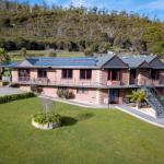 Luxury 6 Bedroom Home With Pool & Spa - Darwin Holiday 0