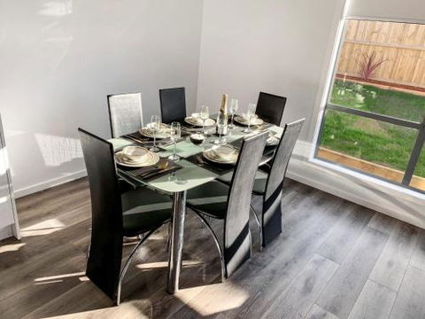 Brand New Home 10 Mins To Beach Torquay Geelong Deakin Hospitals - Darwin Holiday 4
