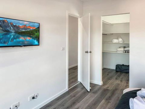 Brand New Home 10 Mins To Beach Torquay Geelong Deakin Hospitals - Darwin Holiday 5
