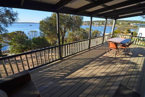 CDC 625 Beach House Incl.rear 2BR Studio - Darwin Holiday 6