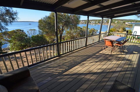 CDC 625 Beach House Incl.rear 2BR Studio - Darwin Holiday 4