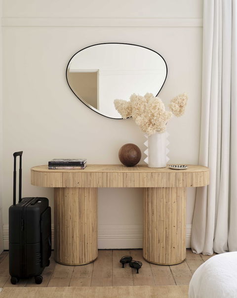 Three Rooms Sydney - Darwin Holiday 4