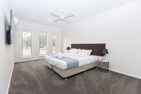 Wagga Apartments 2 - Darwin Holiday 2