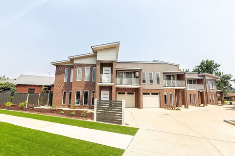 Wagga Apartments 4 - Darwin Holiday 5