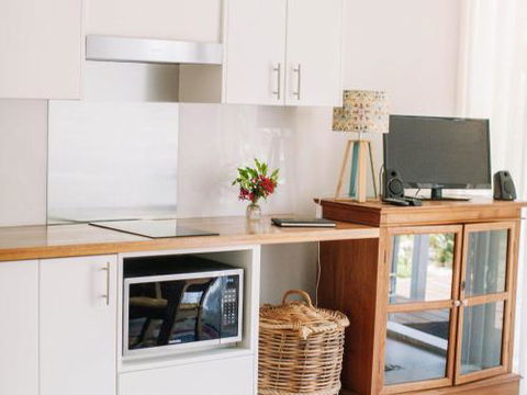 Byron Garden Retreat - Darwin Holiday 3