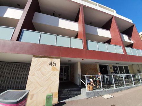 (just Listed) Bolton St. 1br 350m Walk To Newcastle Beach +++ Wifi End Eand - Darwin Holiday 2