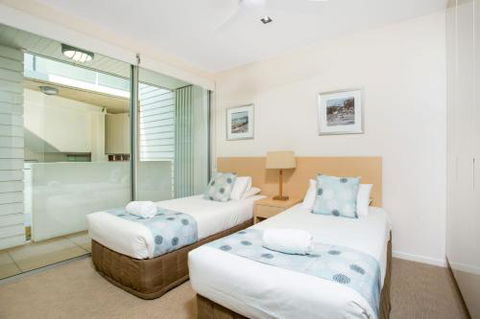 Unit 8 Plantation Resort Rainbow Beach Plantation Resort Air Conditioned Pool & Outdoor Spa - Darwin Holiday 2