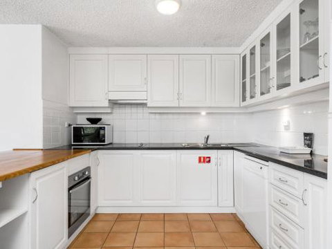 EAST COAST ESCAPES Byron Beachfront - Darwin Holiday 2