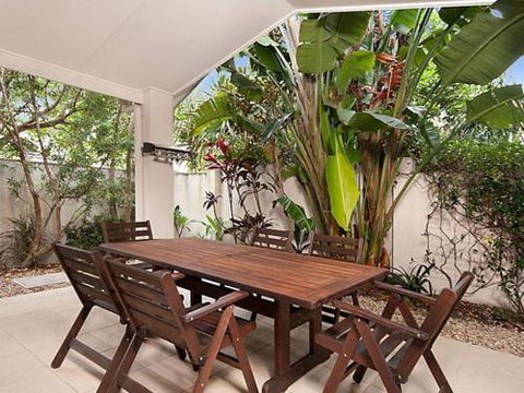 Sea Drift - Darwin Holiday 5