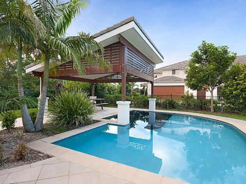 Sea Drift - Darwin Holiday 6