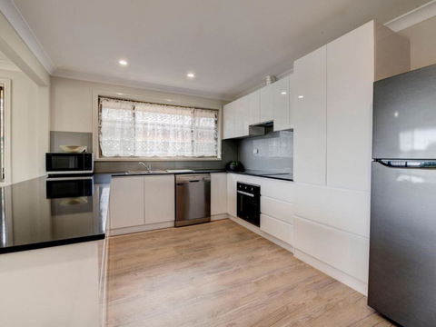 Relaxing Waterfront Property In Quiet Location - Darwin Holiday 5