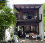 On the beach at Four Mile Spindfrift - Darwin Holiday