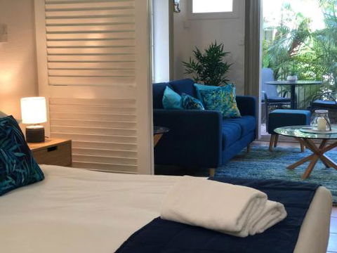 Crystal Palms - Darwin Holiday 1