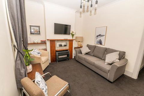 Edward Cottage ?Heritage Central Comfortable. - Darwin Holiday 4