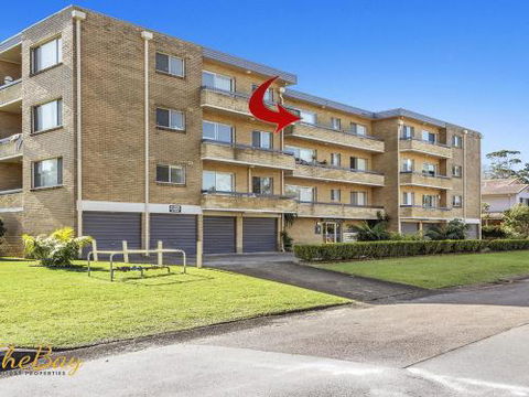 Pelicans Playground 15 / 26 Ajax Ave - Darwin Holiday 2