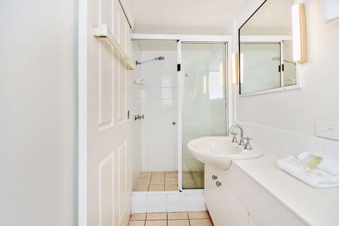 Spin13 - Escape To Mooloolaba Esplanade - Darwin Holiday 2