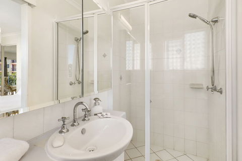 MAINSAIL8 - Mooloolaba Beach - Darwin Holiday 5