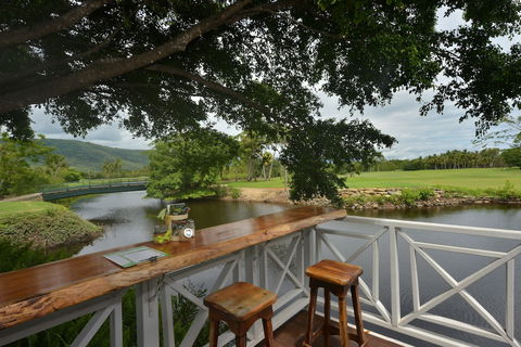 Seascape Holidays â€“ 3 Reef Terraces On St Crispins - Darwin Holiday 0