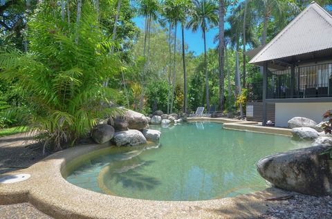 Seascape Holidays â€“ 3 Reef Terraces On St Crispins - Darwin Holiday 2