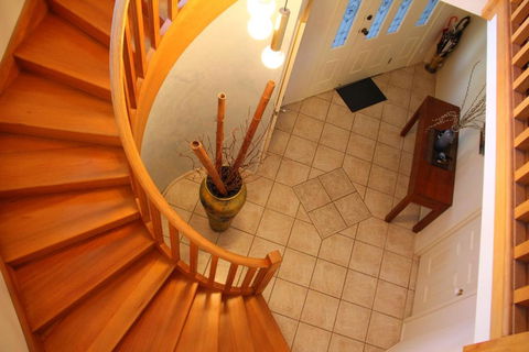 Cloud 9 Cliff Top Eagle Heights - Darwin Holiday 1